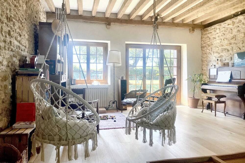 Photo of Livingroom in Richarville