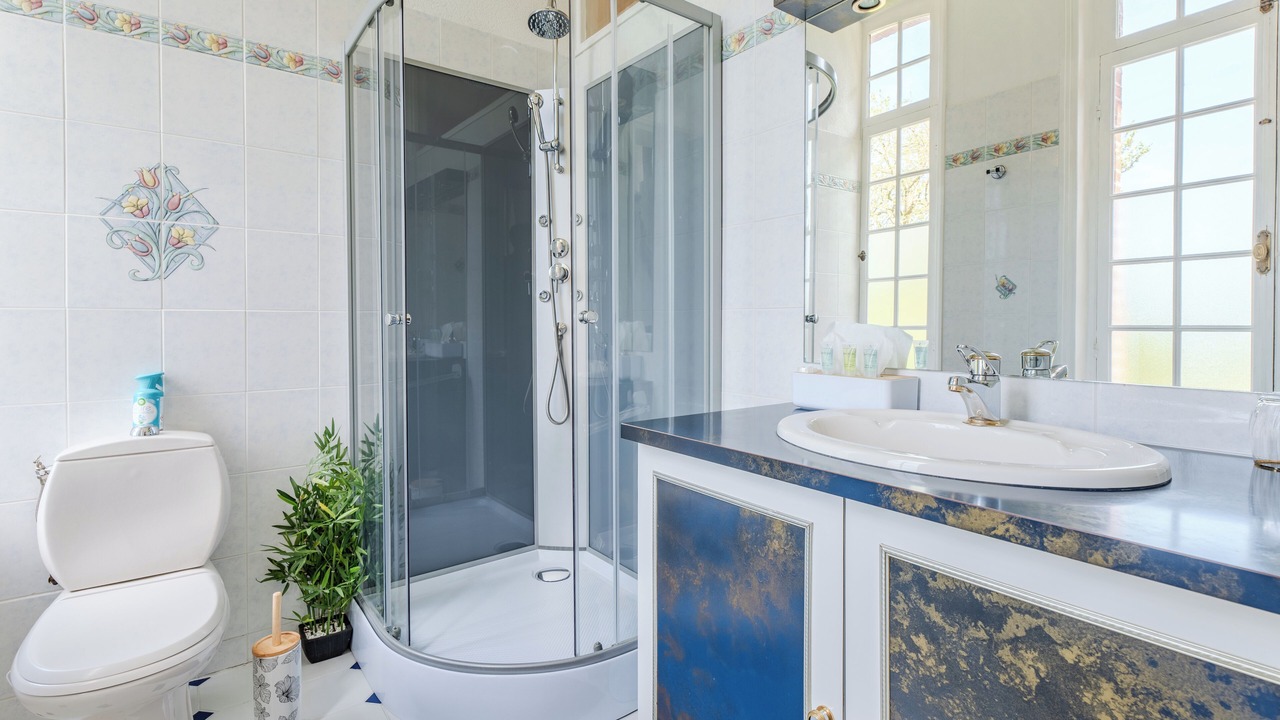 Photo of Bathroom in Bethencourt-sur-Mer