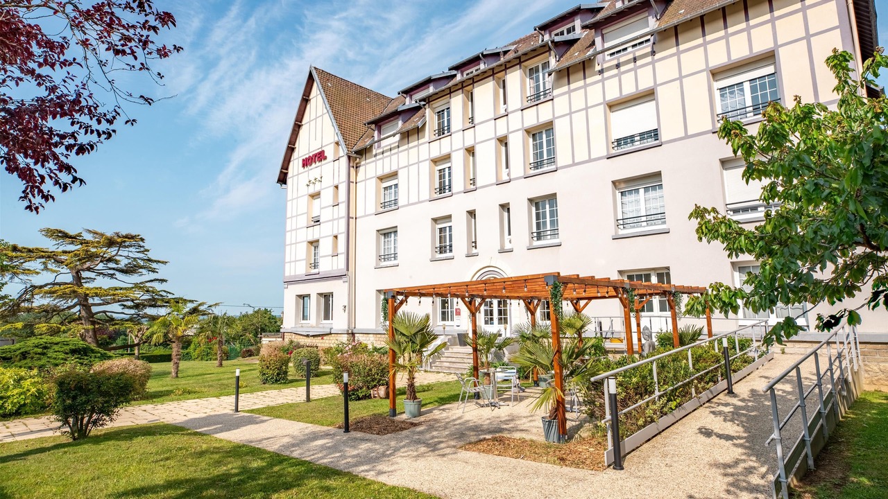Photo of Outdoor in Notre-Dame-de-Gravenchon