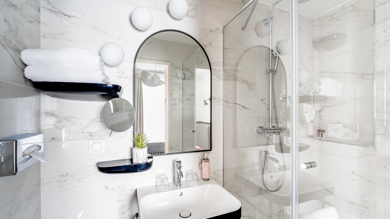 Photo of Bathroom in Vivienne