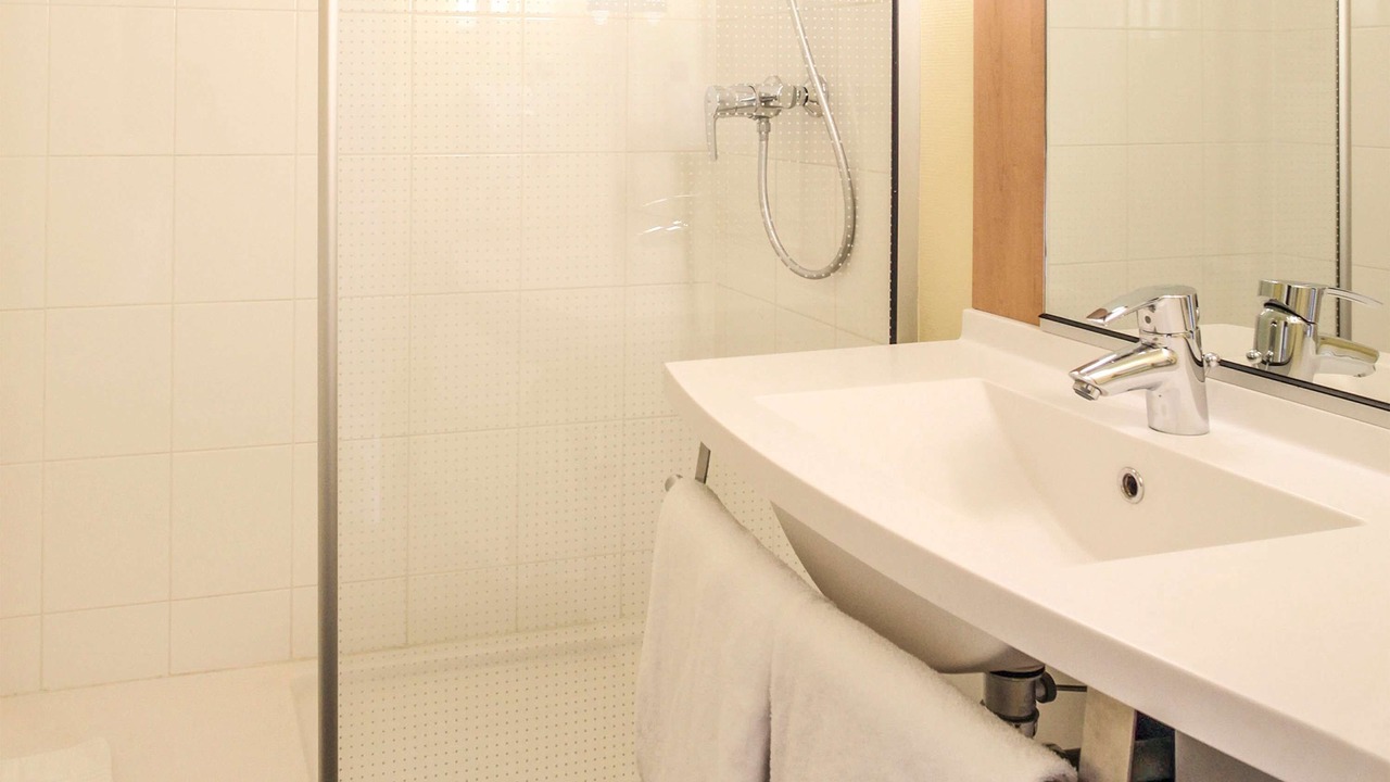 Photo of Bedroom in Chalons-en-Champagne