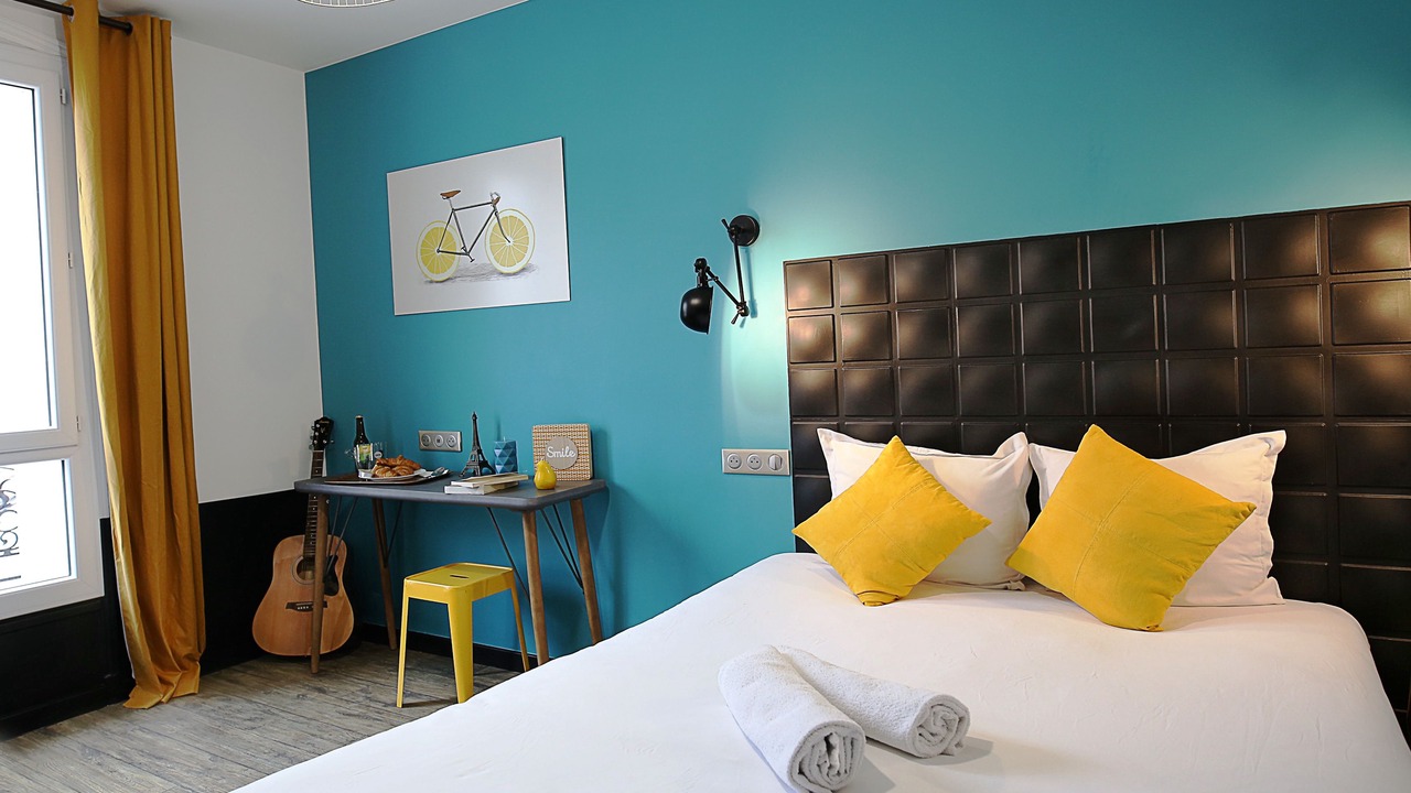 Photo of Bedroom in Saint-Lambert