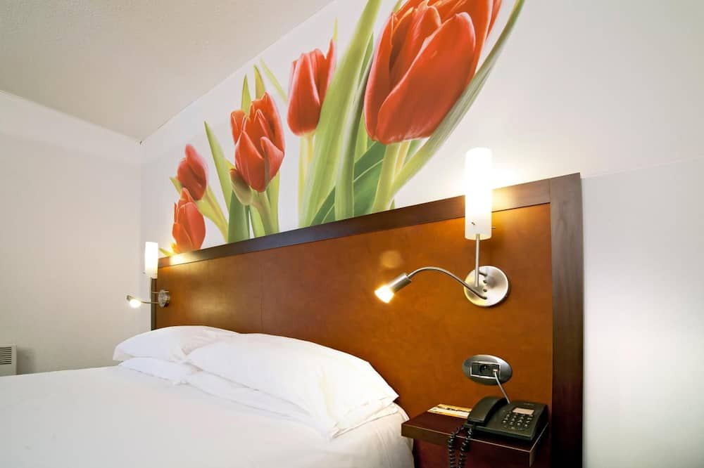 Photo of Bedroom in Rosny-sous-Bois