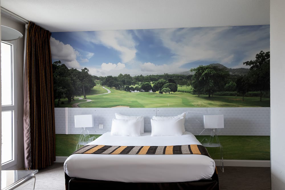 Photo of Bedroom in Rosny-sous-Bois