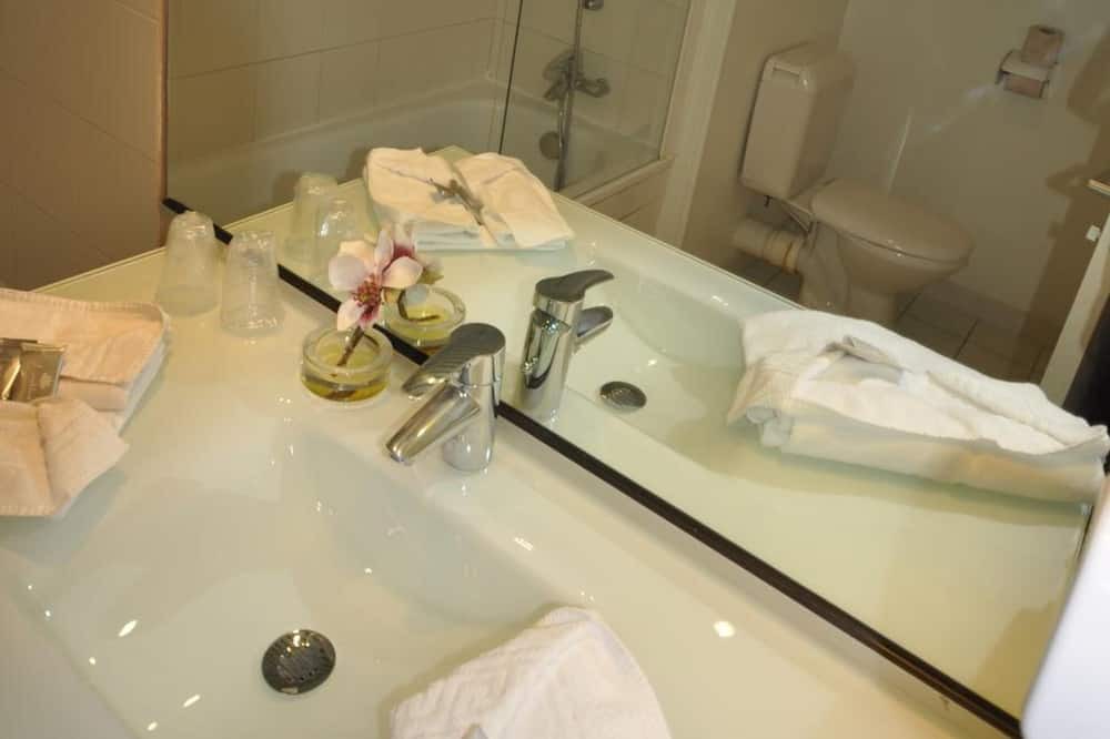 Photo of Bathroom in Rosny-sous-Bois