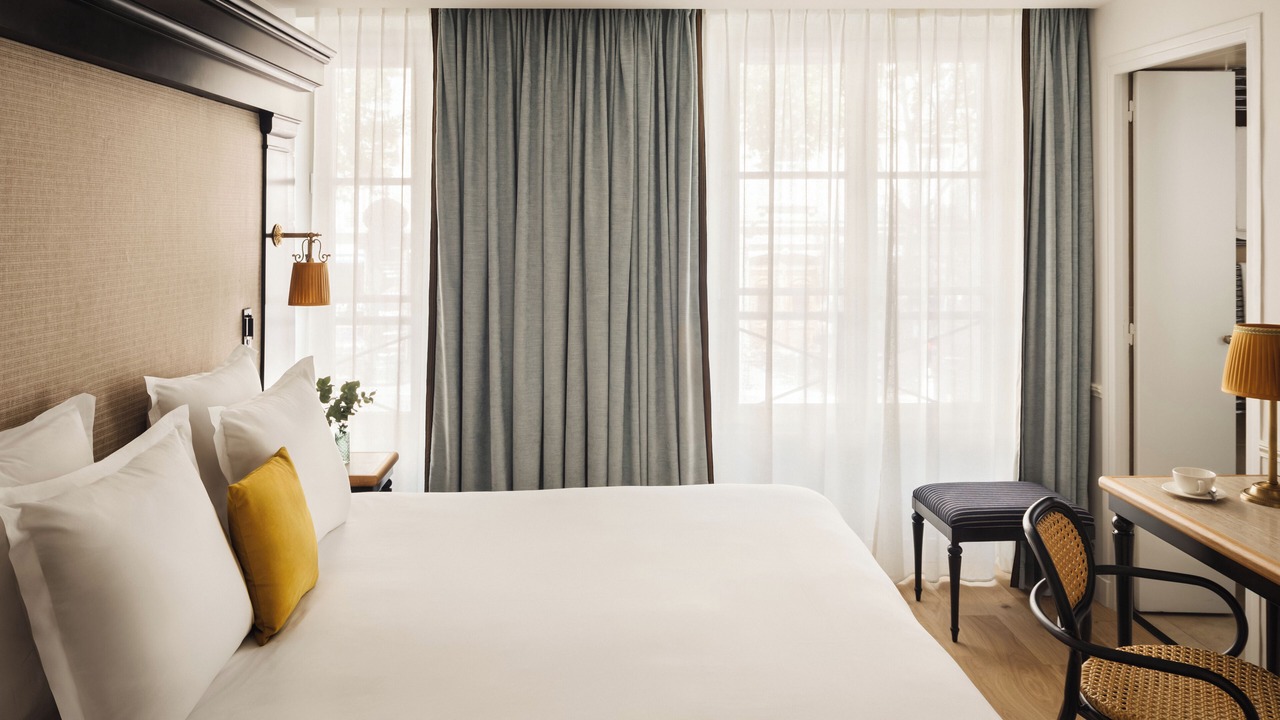 Photo of Bedroom in Val-de-Grace