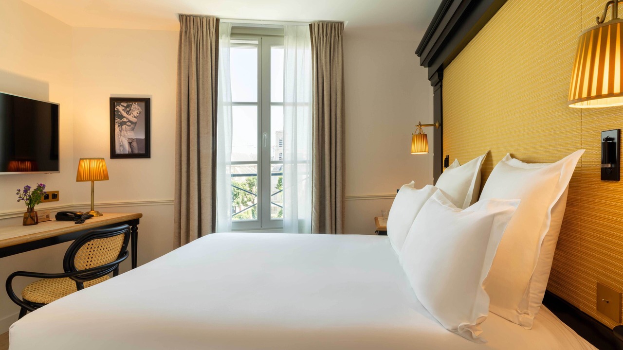 Photo of Bedroom in Val-de-Grace
