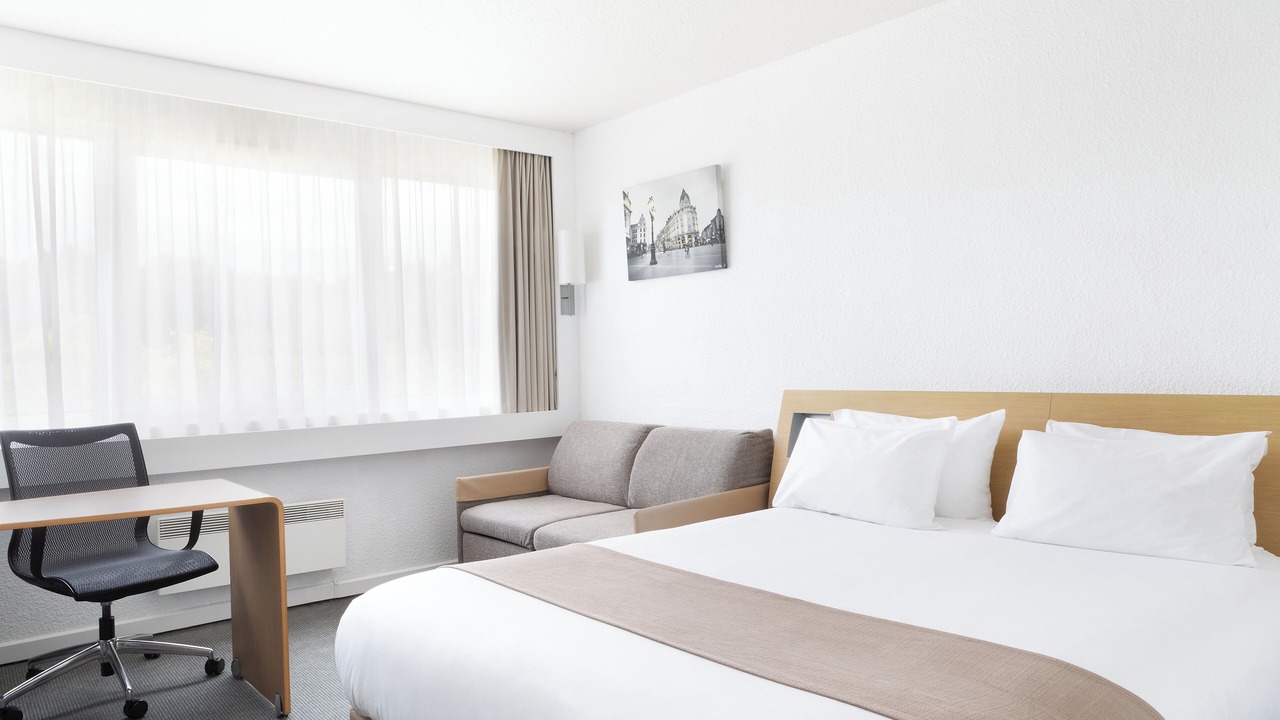 Photo of Bedroom in Englos
