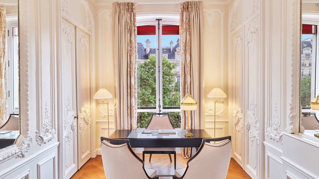 Photo of Others in Champs-Elysees