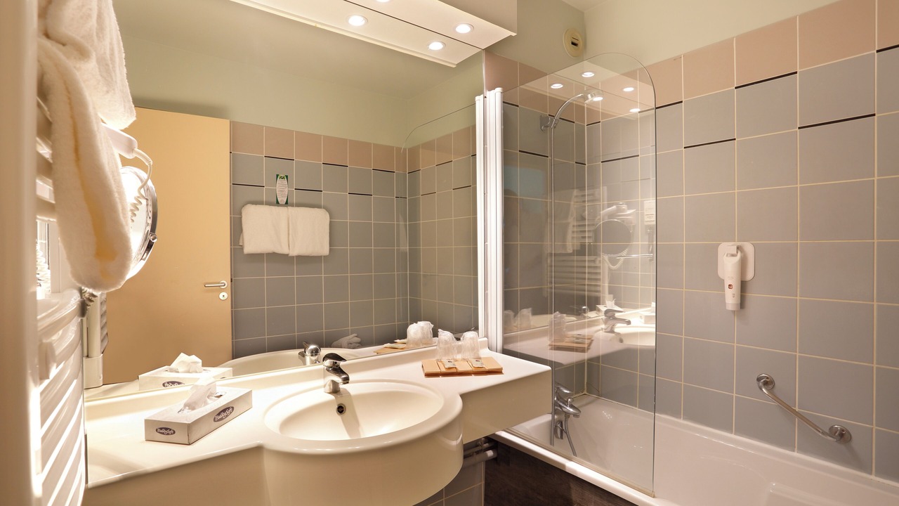 Photo of Bathroom in Chamouille