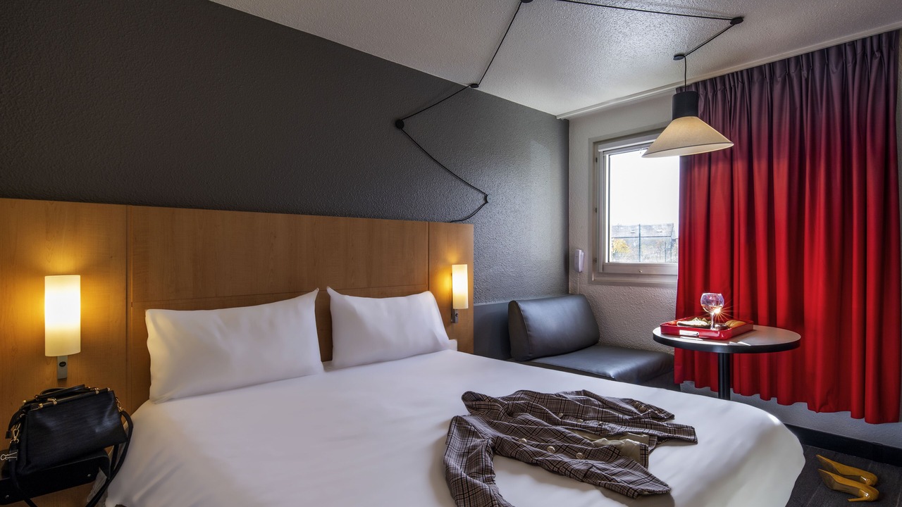 Photo of Bedroom in Cergy