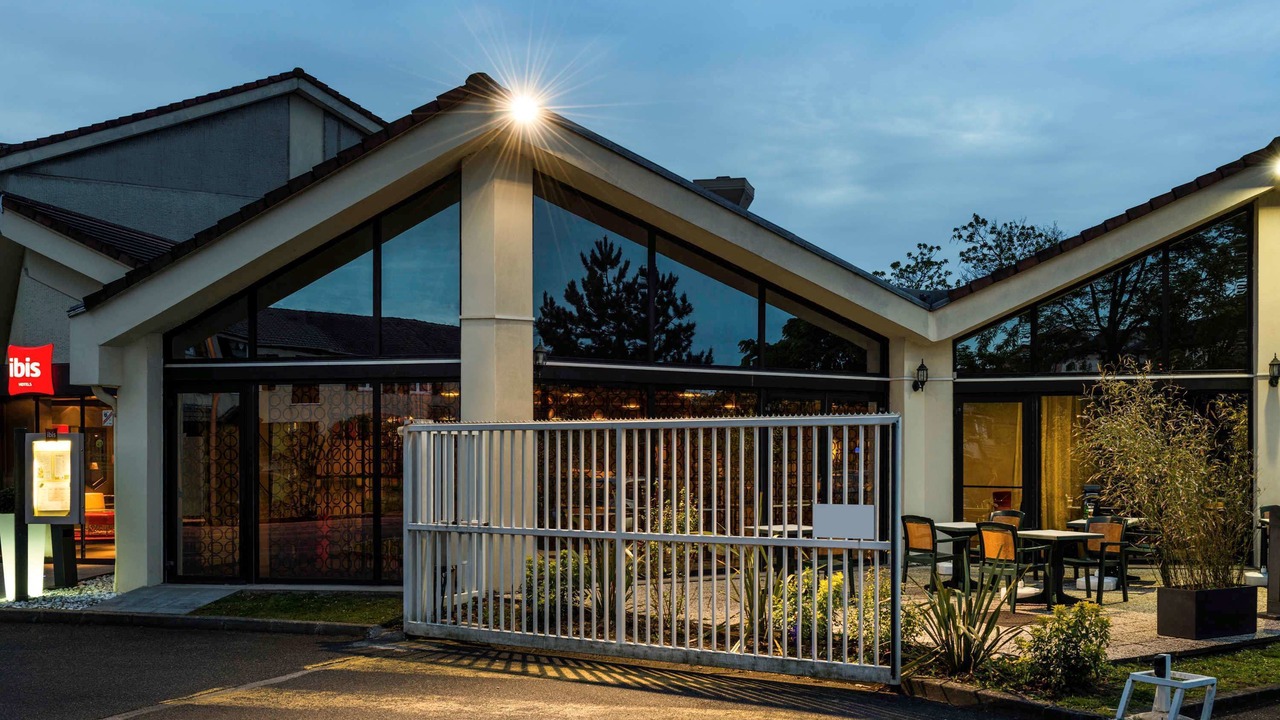 Photo of Outdoor in Cergy