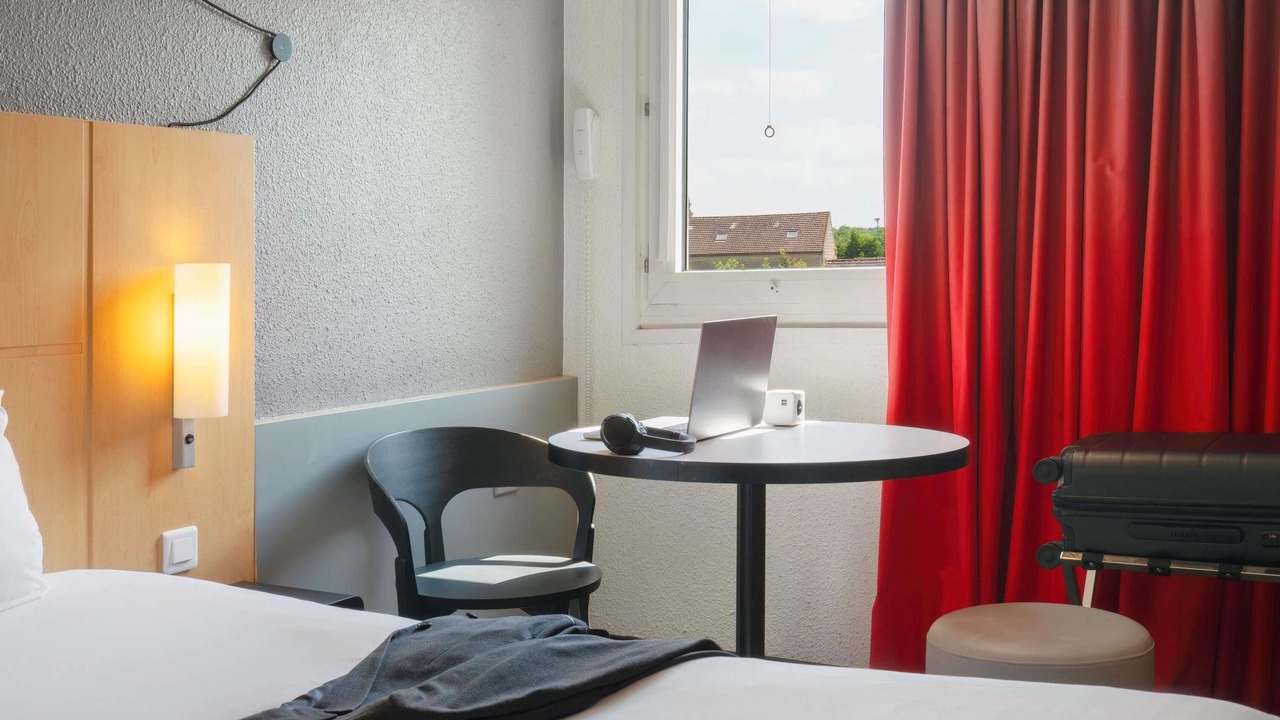 Photo of Bedroom in Cergy