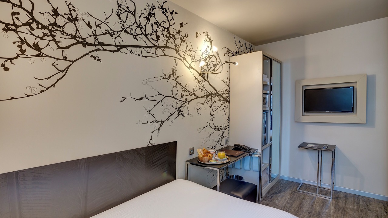 Photo of Bedroom in Puteaux