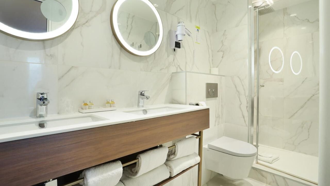 Photo of Bathroom in Jossigny