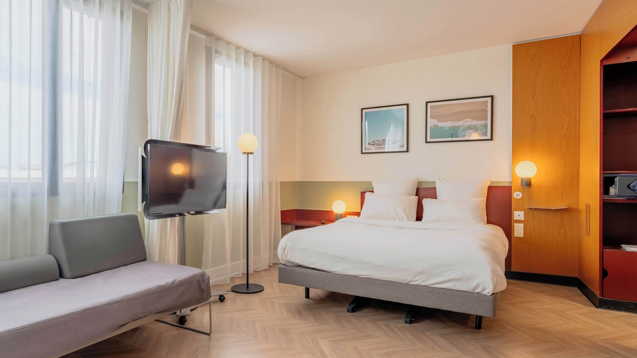 Photo of Bedroom in Calais Frethun