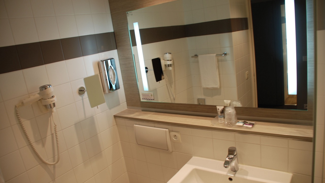 Photo of Others in Miroir - Batignolles