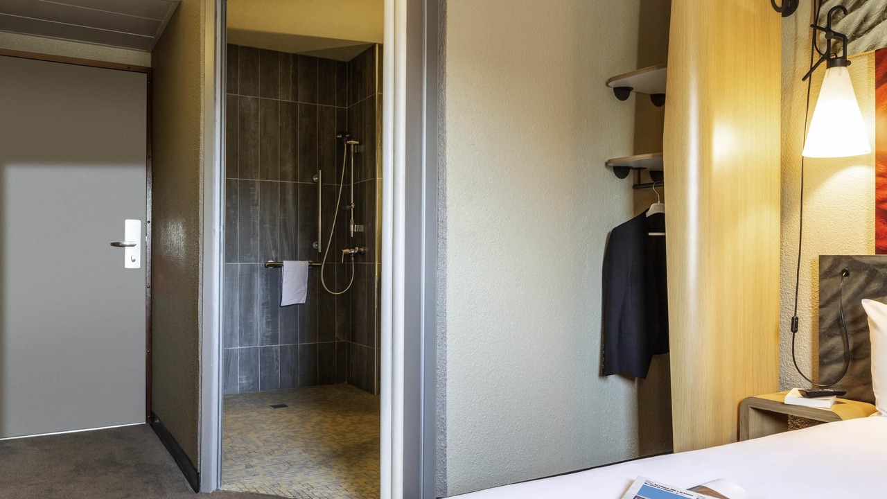 Photo of Bedroom in Massy