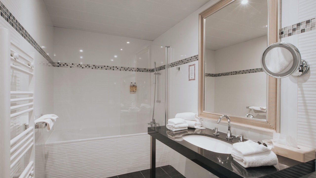Photo of Bathroom in Beaune