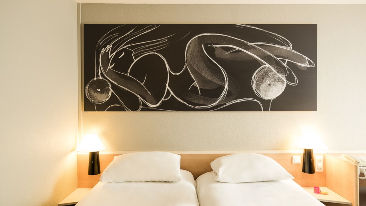 Photo of Bedroom in Villepinte