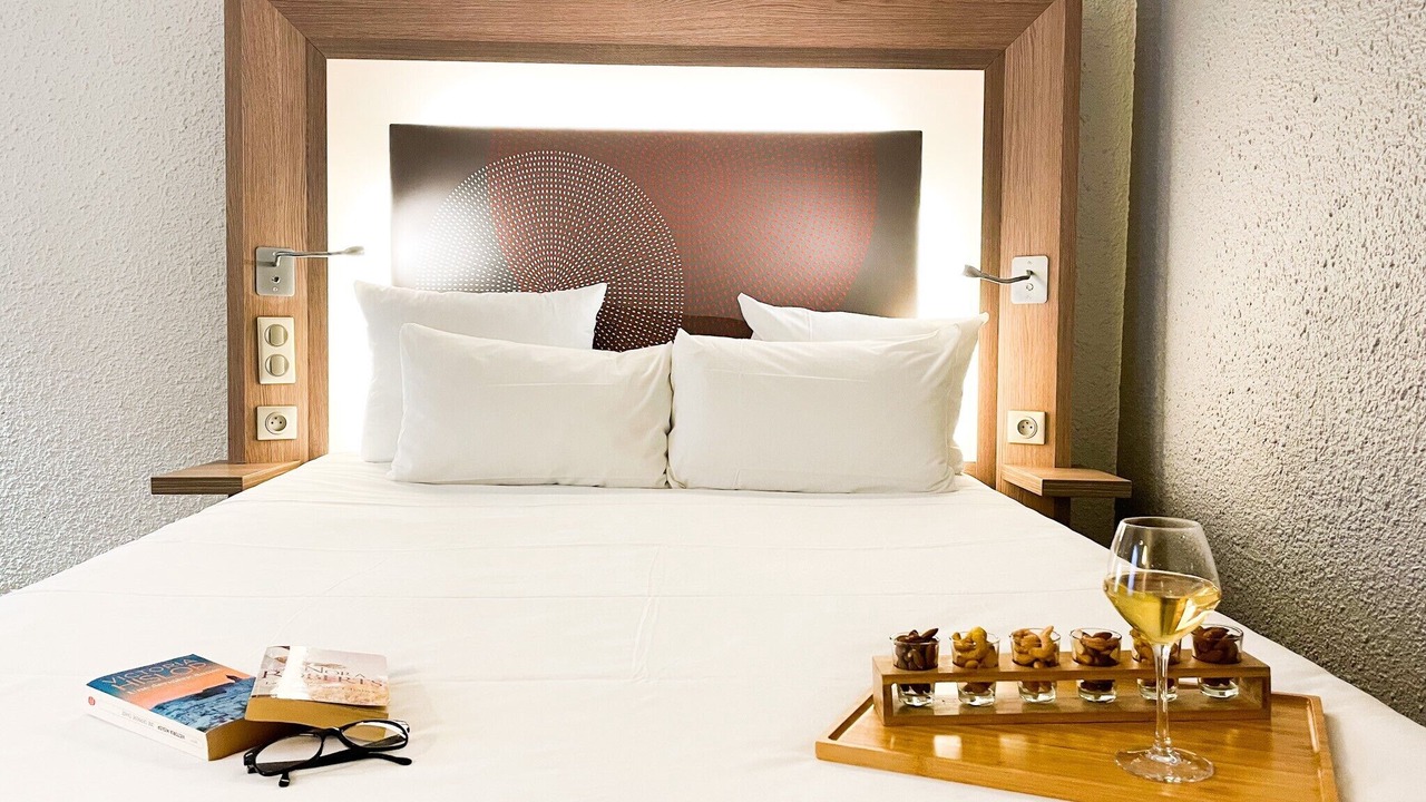 Photo of Bedroom in Ury