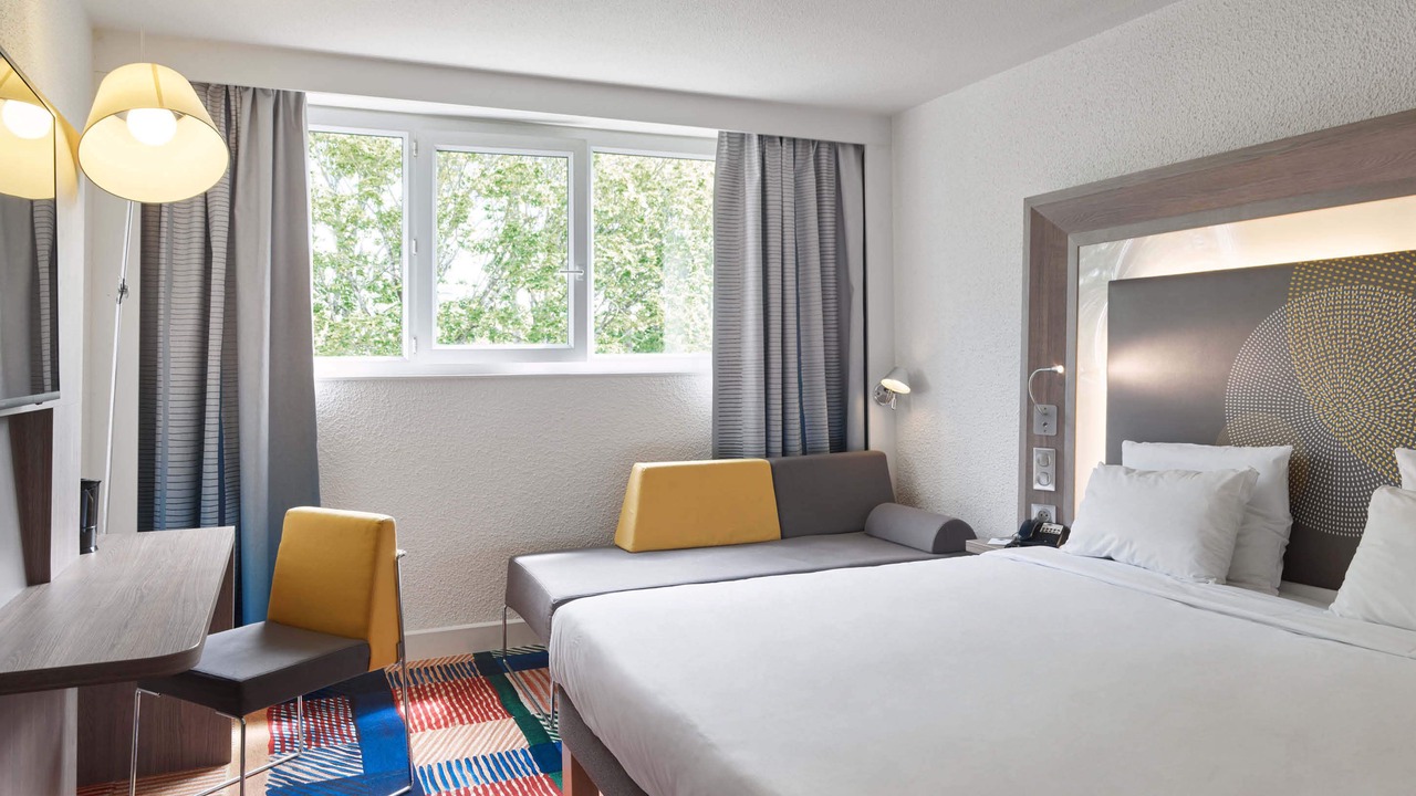 Photo of Bedroom in Cergy