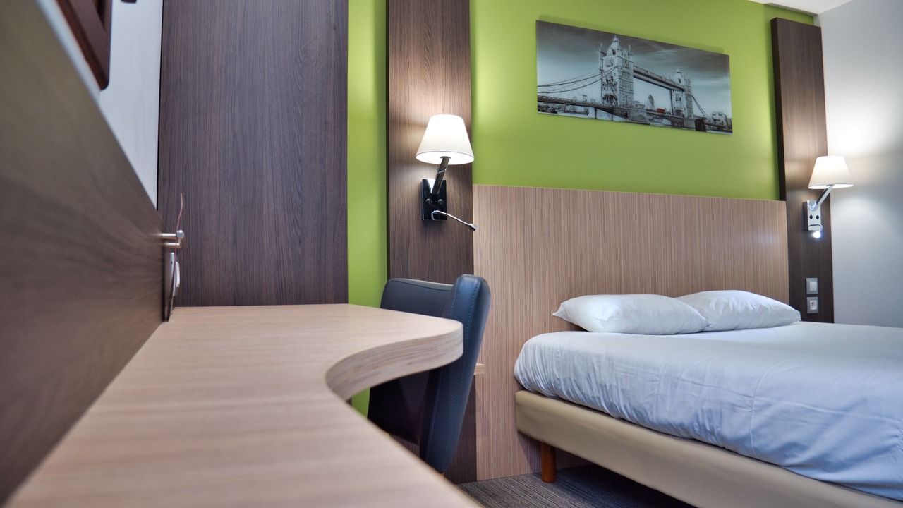 Photo of Bedroom in Cleon