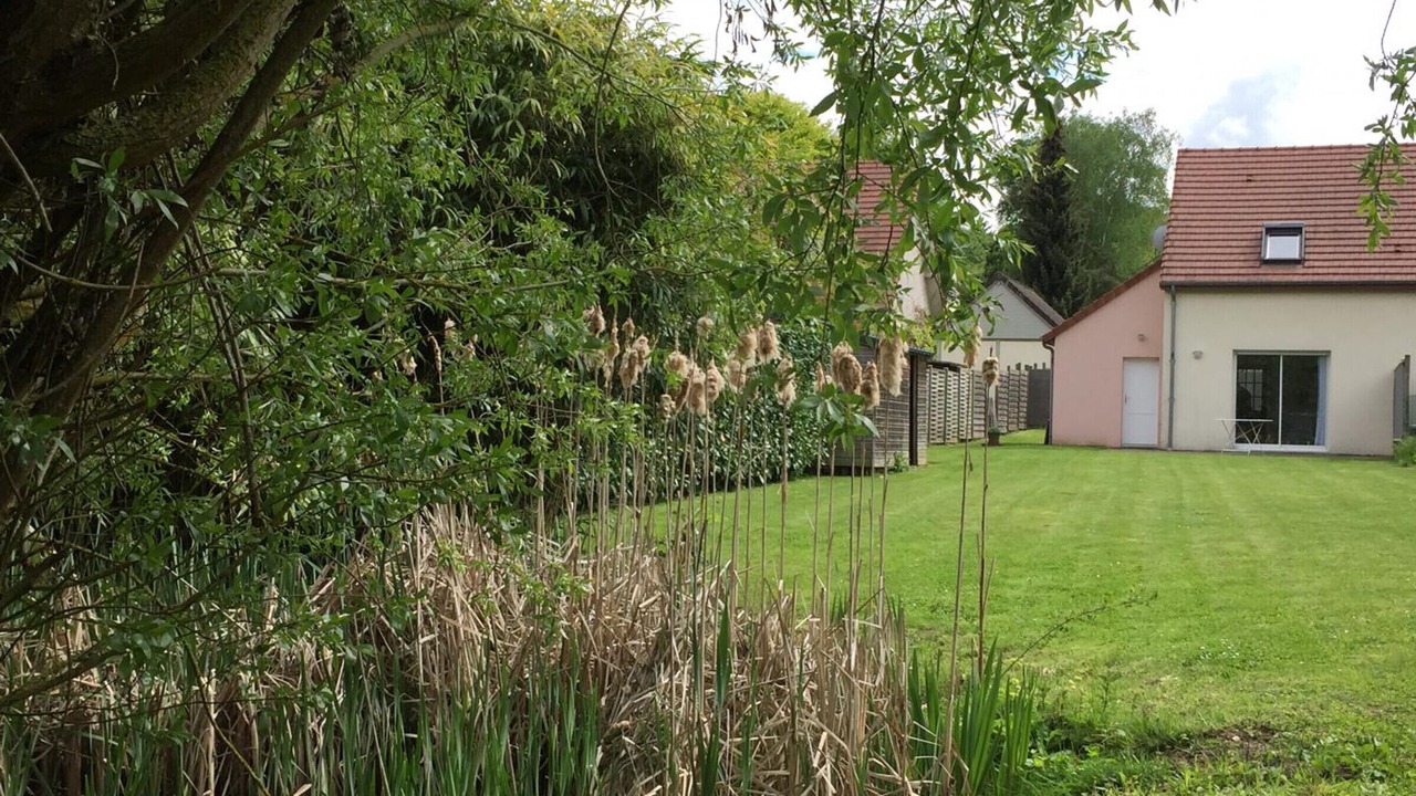 Photo of Outdoor in Emance