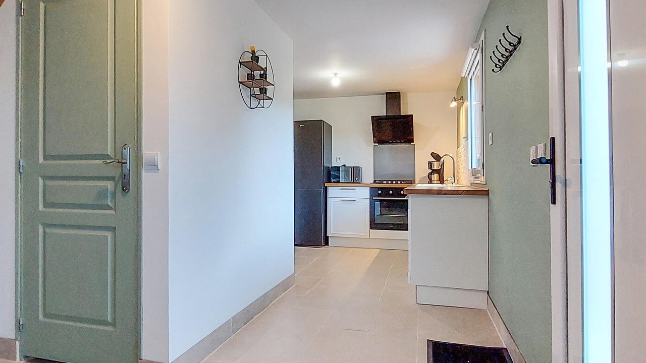 Photo of Kitchen in Livet-sur-Authou