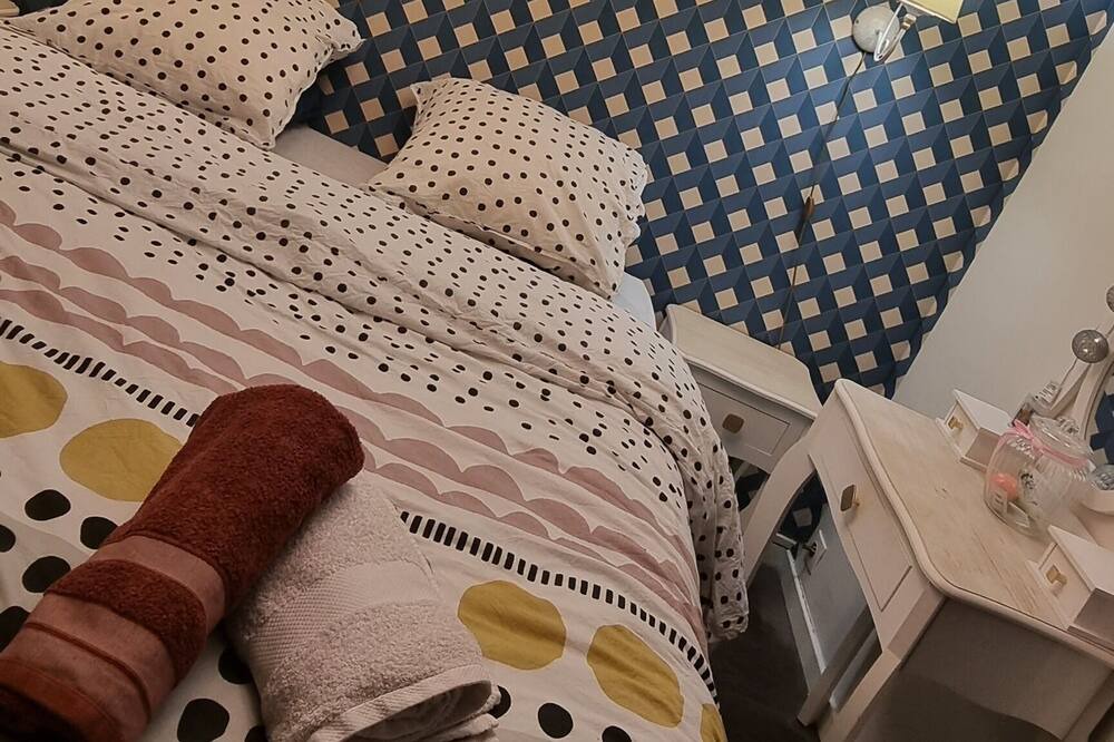 Photo of Bedroom in Saint-Gratien