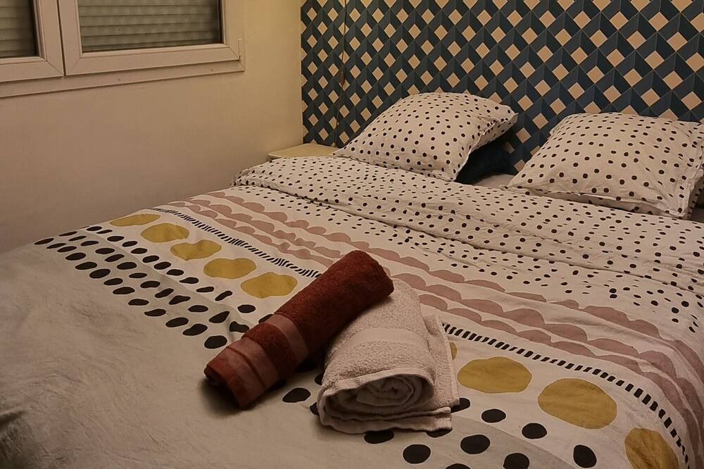 Photo of Bedroom in Saint-Gratien