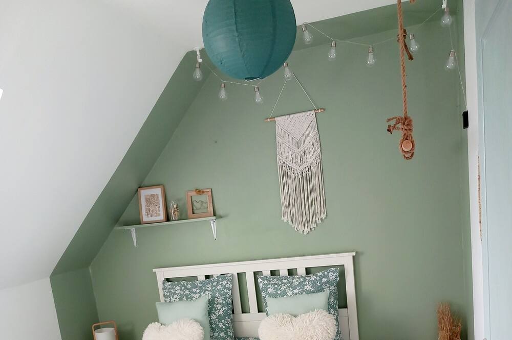 Photo of Bedroom in Marquise