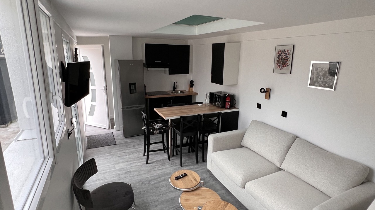 Photo of Livingroom in Petit-Colombes