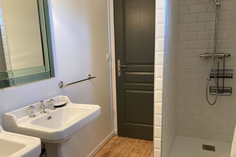 Photo of Bathroom in Stella-Plage