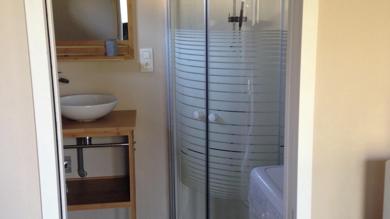 Photo of Bathroom in Dainville