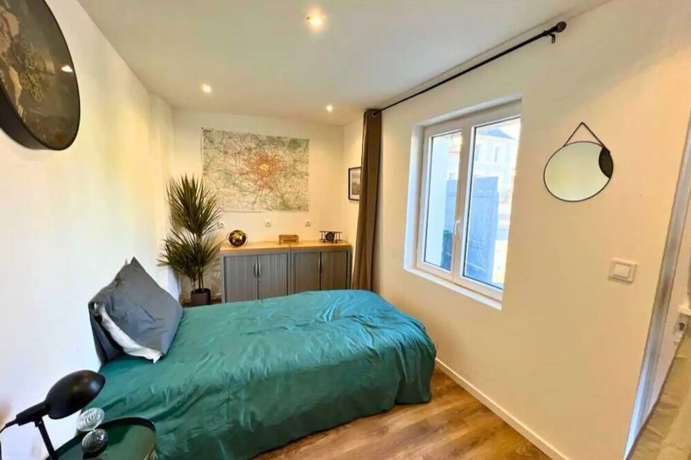 Photo of Bedroom in Amblainville