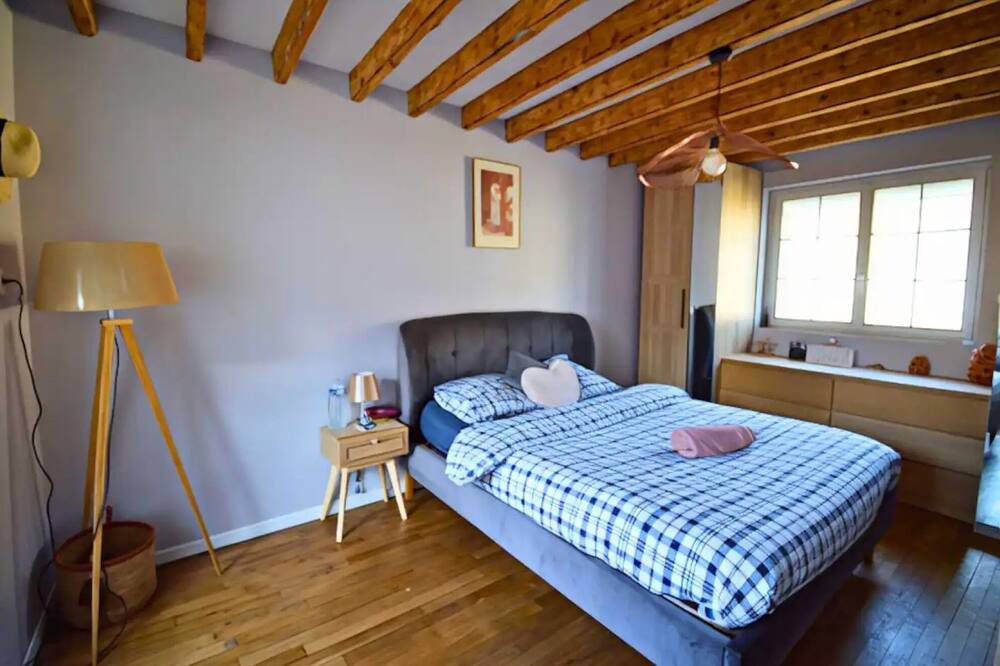 Photo of Bedroom in Amblainville