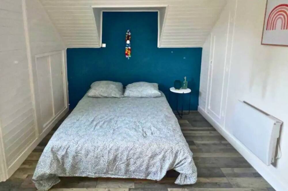 Photo of Bedroom in Amblainville