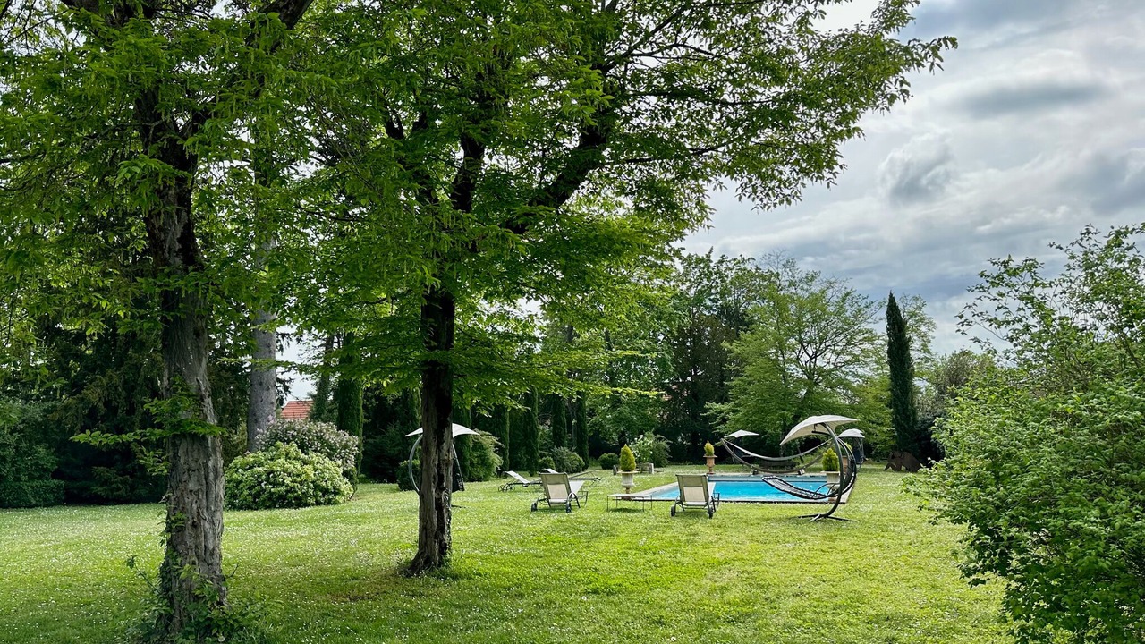 Photo of Outdoor in Givry