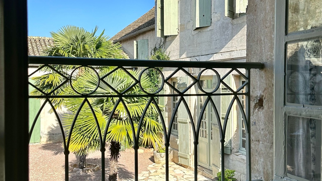 Photo of Bedroom in Givry