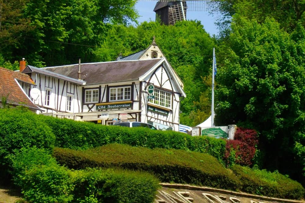 Photo of Outdoor in Talmas