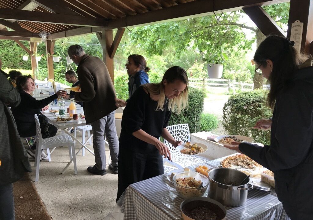 Photo of Others in Guerard