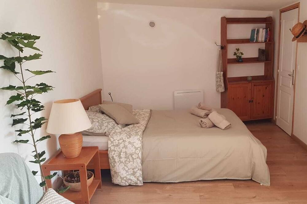 Photo of Bedroom in Chamant
