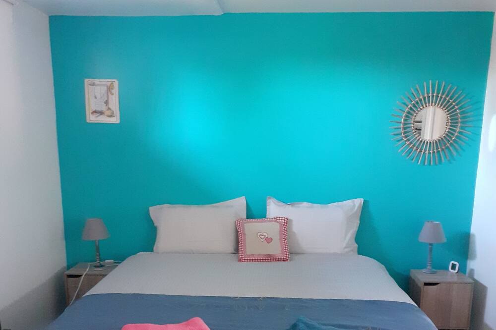 Photo of Bedroom in Yevres
