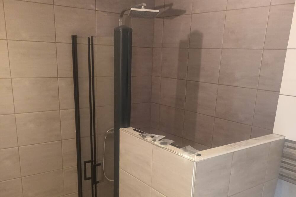 Photo of Bathroom in Saint-Quentin