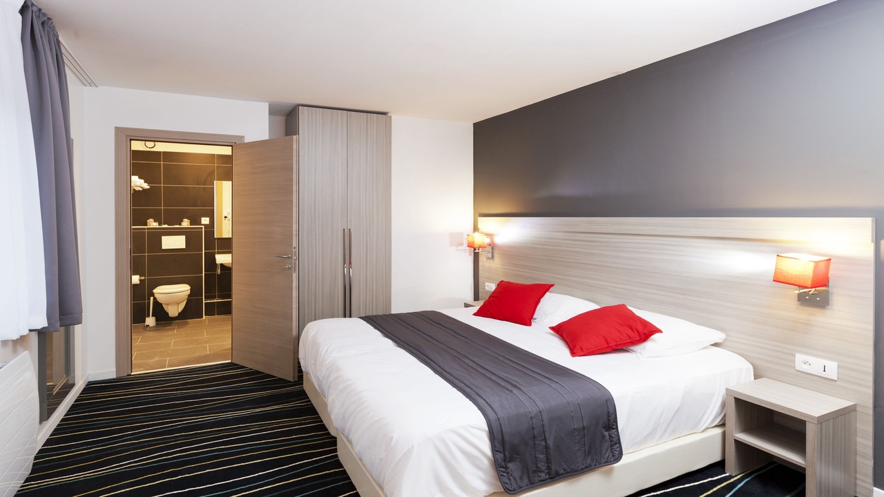 Photo of Bedroom in Villenoy