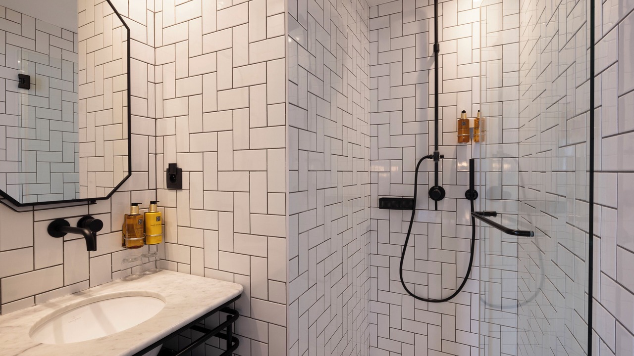 Photo of Bathroom in 13th Arrondissement