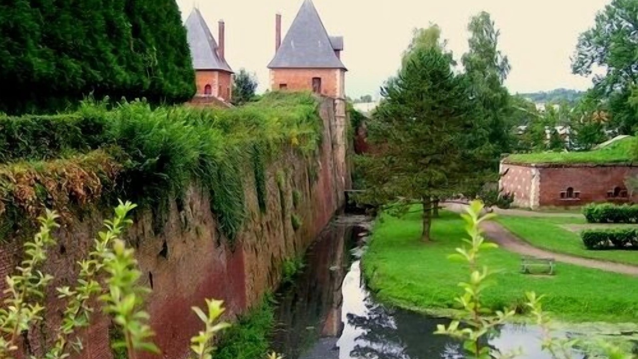 Photo of Outdoor in Peronne