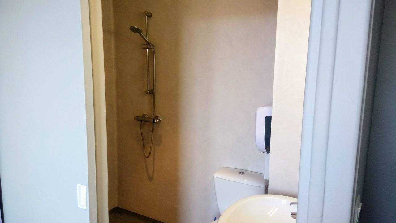 Photo of Bathroom in Peronne