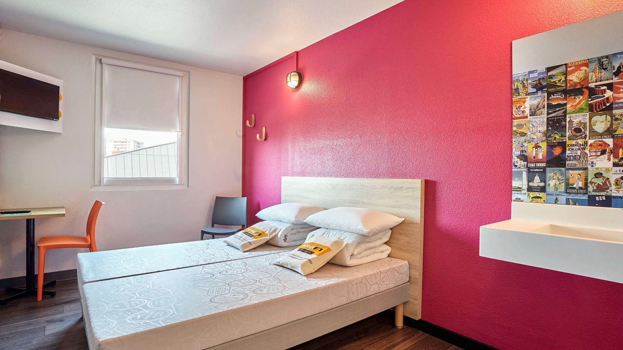 Photo of Bedroom in Les Ulis